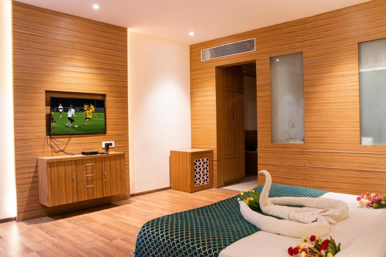 Hotel Landmark Rewa Exterior foto